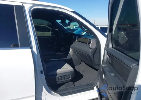 2025 Toyota Sequoia Sr5 from USA, damaged, VIN 7SVAAABA6SX072253